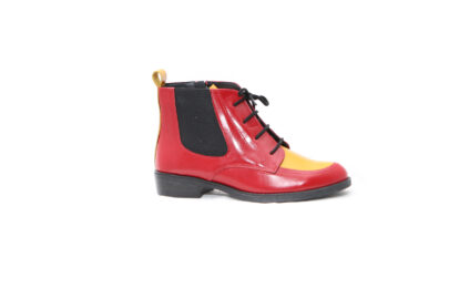 כריסטינה מגפון שרוכים