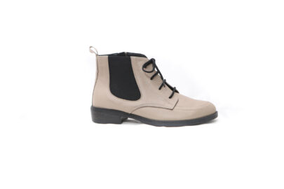 כריסטינה מגפון שרוכים