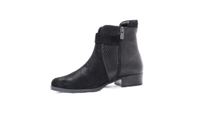 קייסי מגפון עור