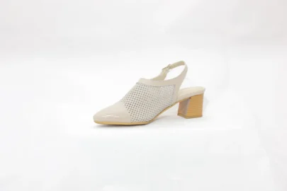 נינה נעל עקב