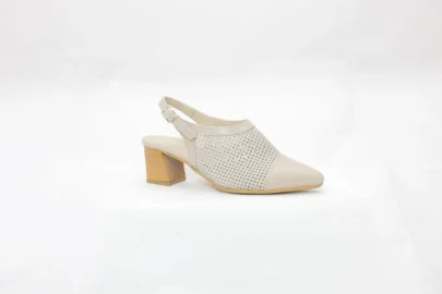 נינה נעל עקב