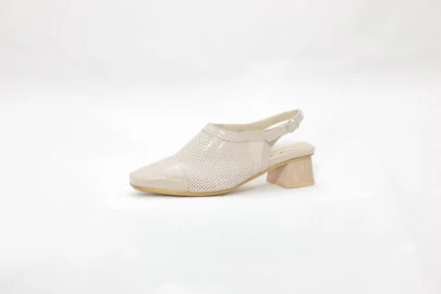 אסתר נעלי נוחות